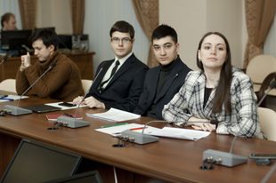 Корзин встреча с молодёжью по выборам в МП 21.01.2013 сайт_03.jpg
